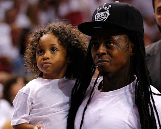 Lil Wayne All Smiles w/ Son ... Days Before Hospitalazation