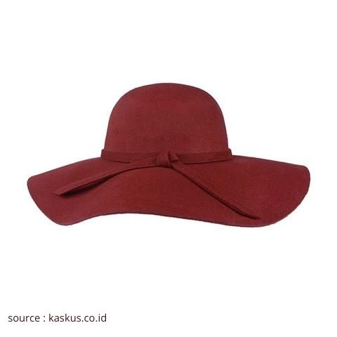 Cara Merawat Topi Sesuai Bahan, Hati-Hati Ada yang Tidak Bisa Kena Air!