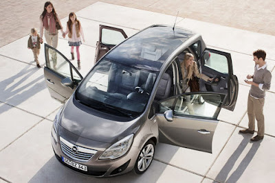 2011 Opel Meriva Family Car