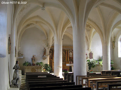 AUTREVILLE (88) - L'église paroissiale Saint-Brice (Intérieur)