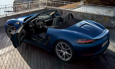 2025 Porsche 718 Boxster  - Carshighlight.com