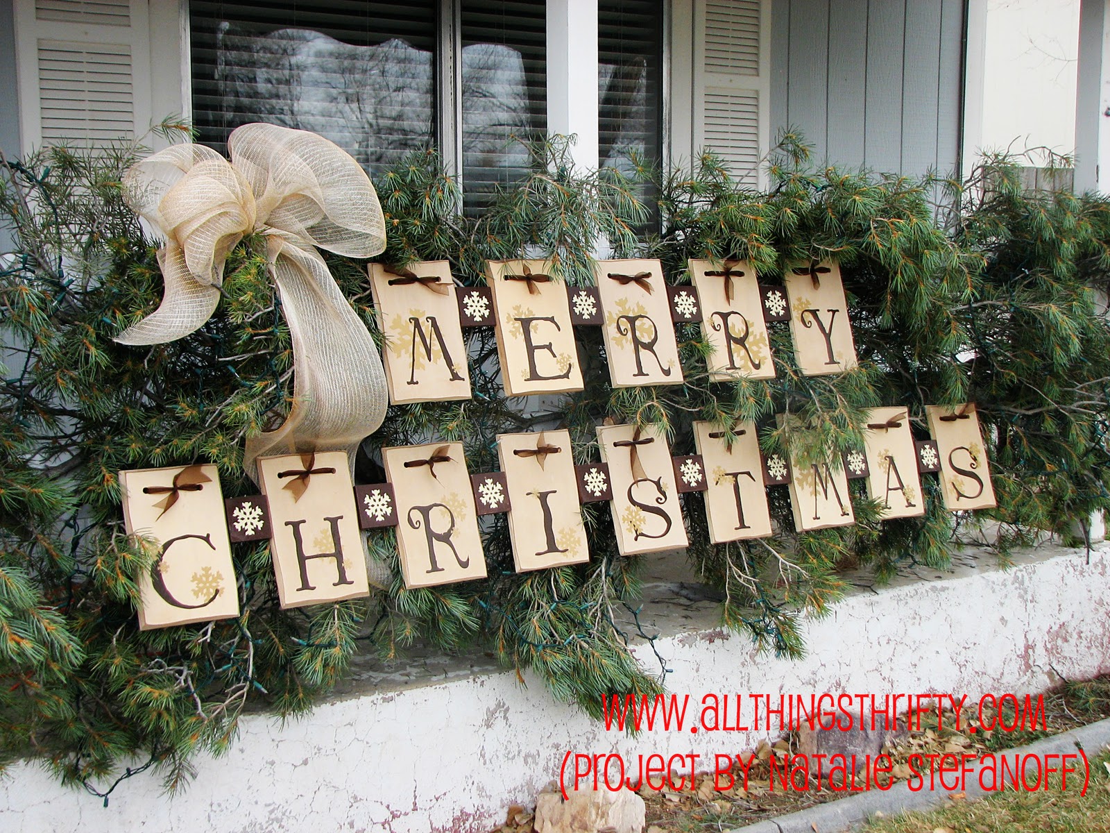 Dress up your porch for the Holidays 