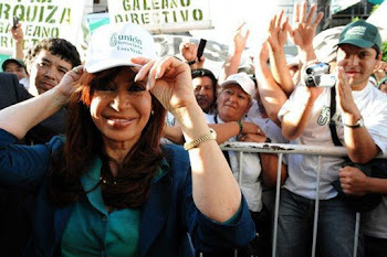 Gorrito y camiseta