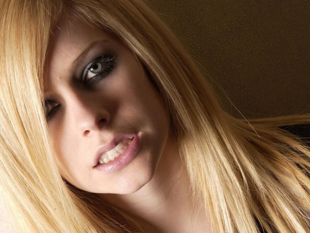 Music What story about Avril Lavigne 