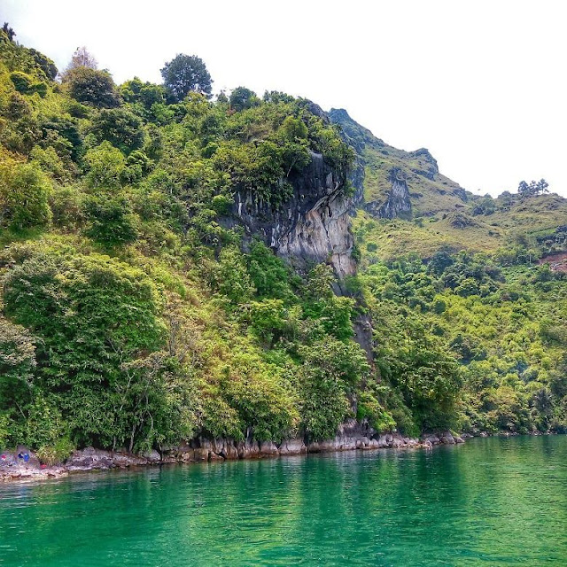 batu gantung danau toba