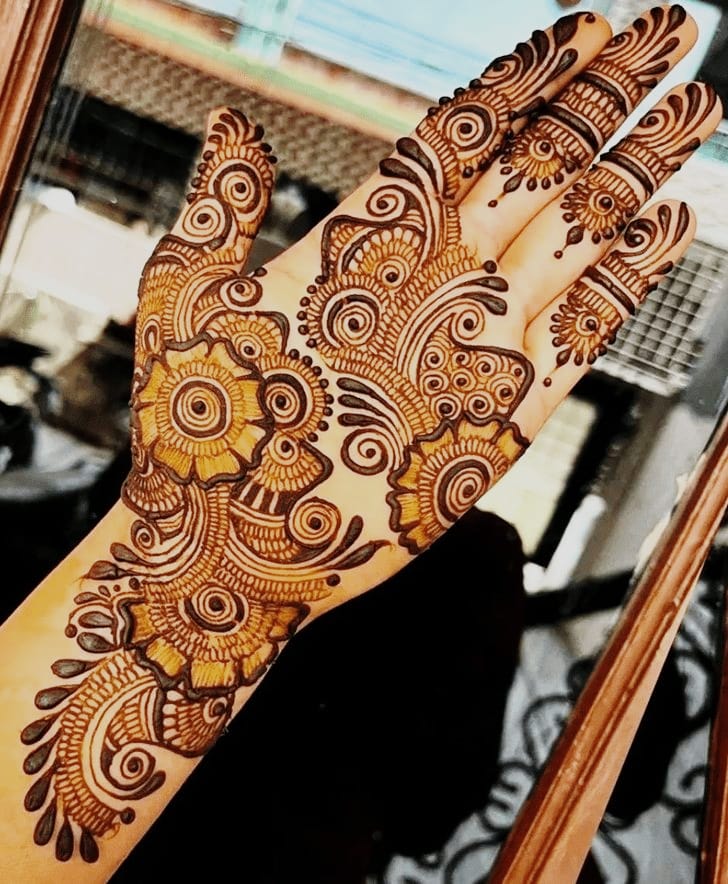 300 Shaadi ideas in 2023 | beautiful henna designs, indian outfits, henna  designs