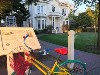 Bike in front of the Rengstorff House