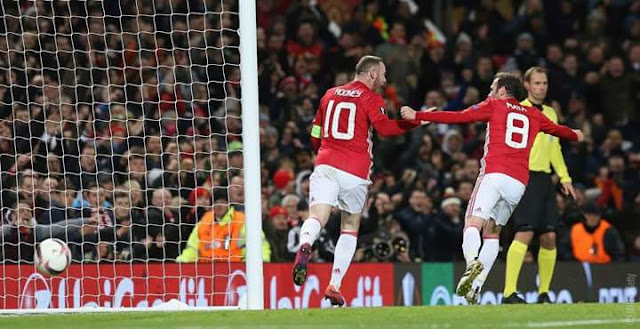 Wayne Rooney scored a goal in Europa League Feyenoord Rotterdam 