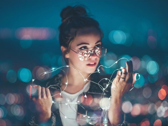 Brandon Woelfel arte fotografia artística romântica cores luzes urbanas contos de fada hipster mulheres óculos modelos