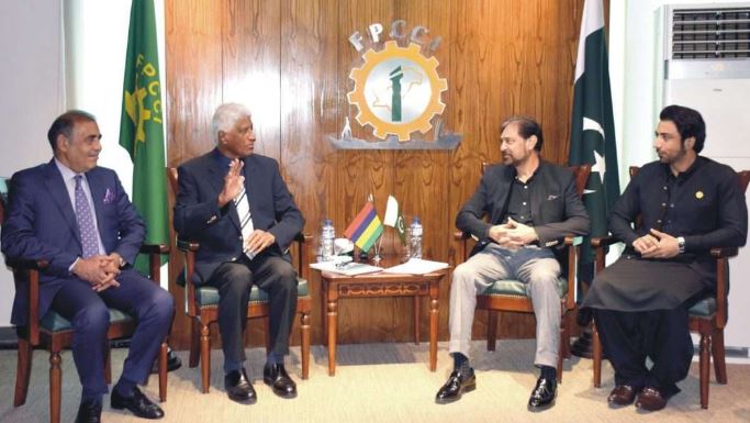 Pakistan to further strengthen cooperation with Mauritius