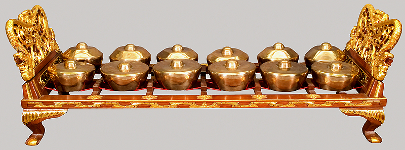 the culture of Yogyakarta GAMELAN  INSTRUMENTS