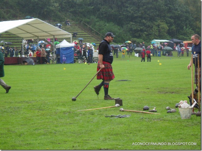 Pitlochry. Higthland games-P9109924