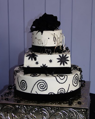 black and white wedding cakes