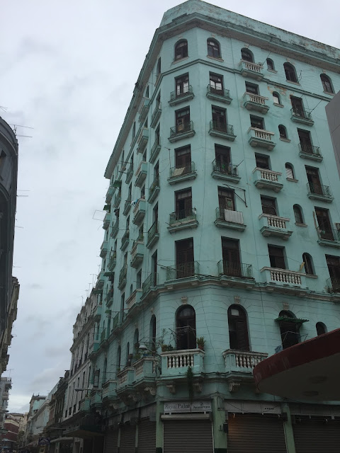 EXPLORING HAVANA