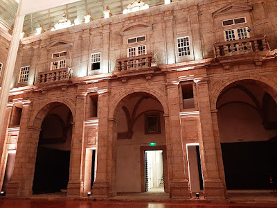 claustro do Mosteiro da Vitória