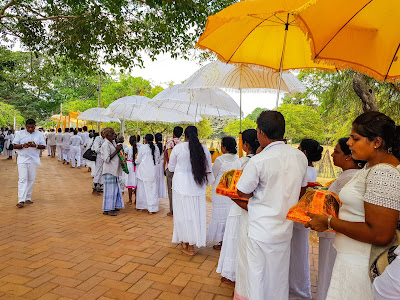 Anuradhapura, Fullmoon celebration