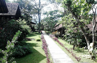 villa resort bogor sukabumi luas