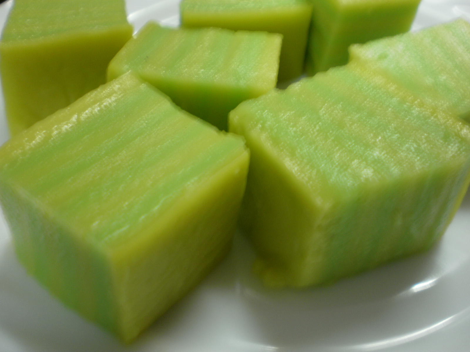 AKU dan SEGALANYA: KUIH LAPIS