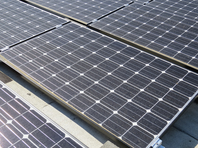 Hyundai 270w solar panels