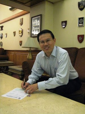 Dr Teo Ho Pin