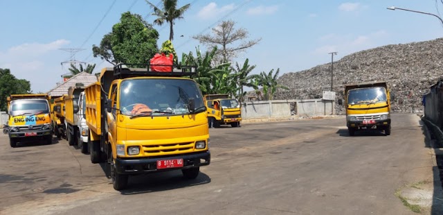 236 Armada Pengangkutan  Sampah Beroperasi Setiap Hari