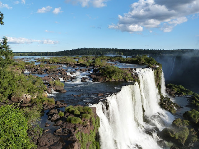 Iguazu falls