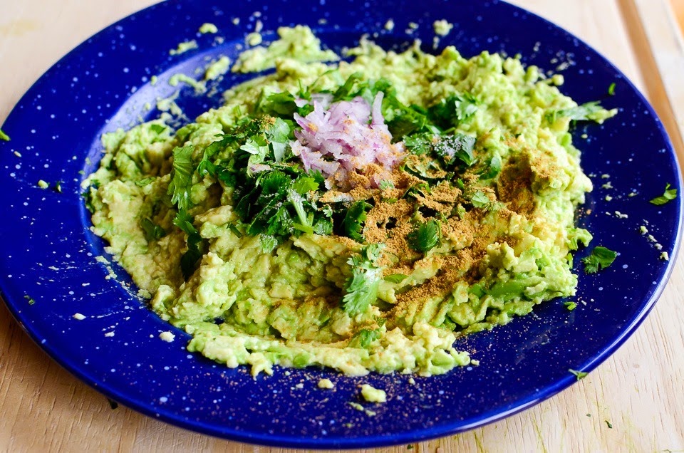 guacamole and chips-15603