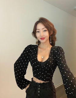 Yeonmi Park posing for the picture