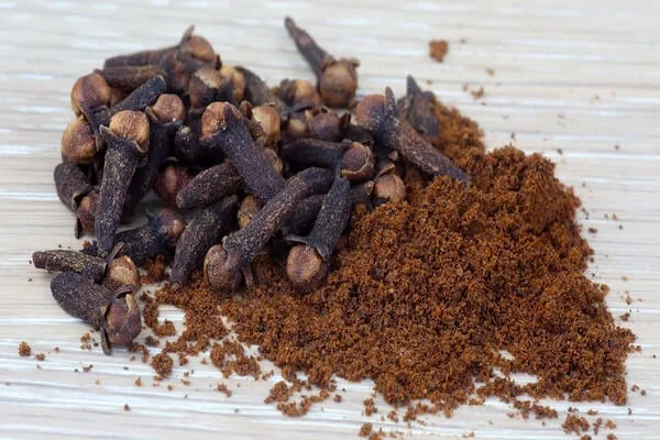 Cloves benefits in Tamil language.
