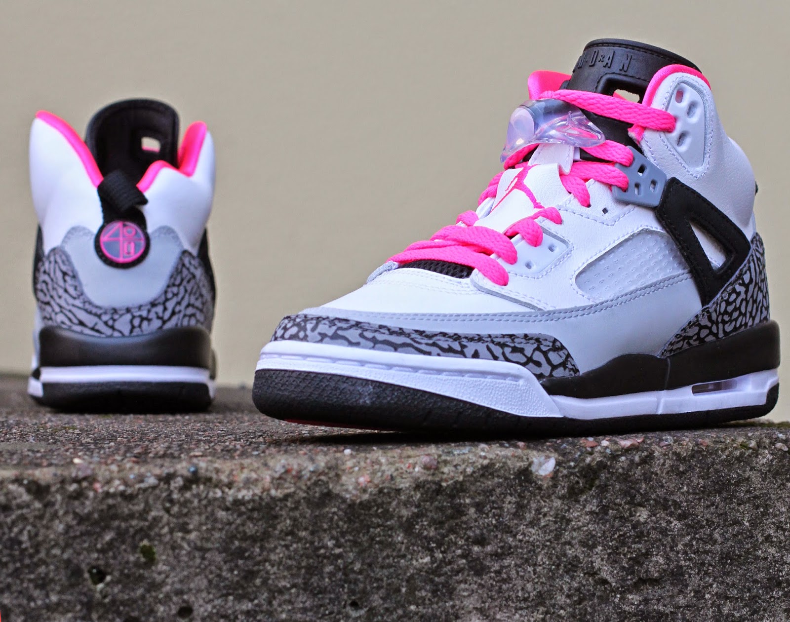 http://www.footish.se/sneakers/nike-air-jordan-spizike-gg