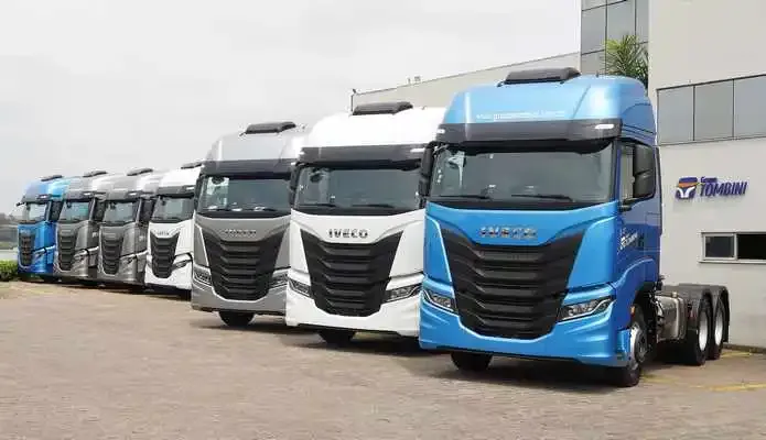 Frota de caminhões IVECO S-Waw adquirida pelo Grupo Tombini