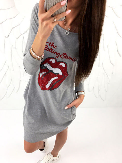 Round Neck Letters Lips Casual Dresses