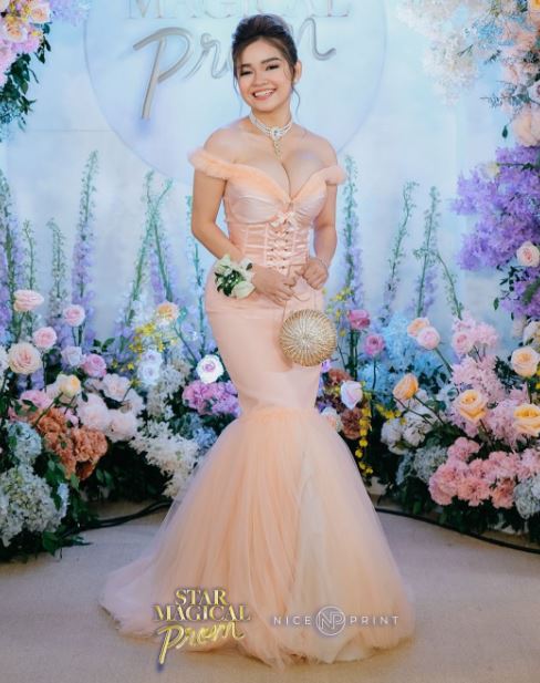 Xyriel Manabit stuns in a peach-colored mermaid gown