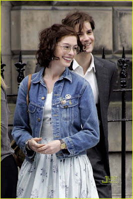 Anne Hathaway Short Hair   on One Day