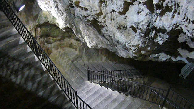 Cueva Santa 