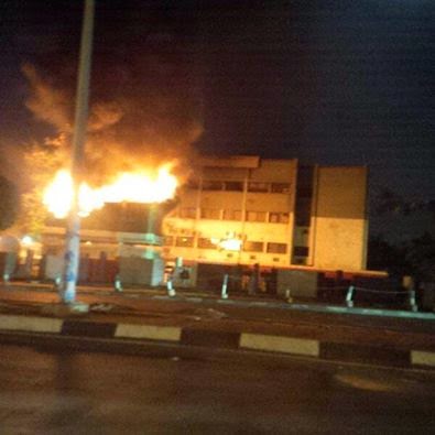 Worrisome Monday: PDP National Headquarters On Fire In Abuja