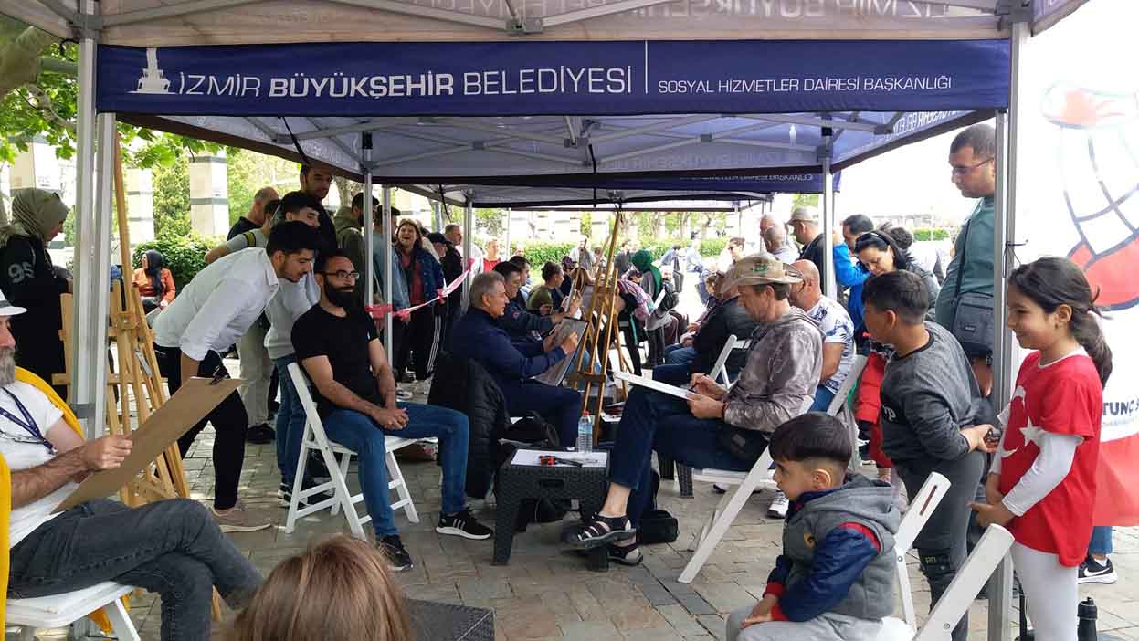 World Famous Caricaturists Draw for Izmir People