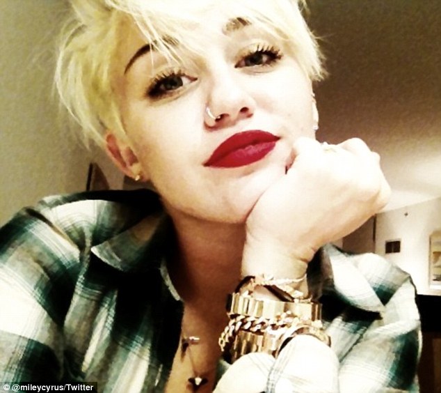 Miley Cyrus Short Haircut