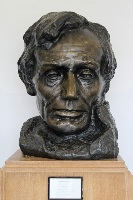 Abraham Lincoln - by Gutzon Borglum