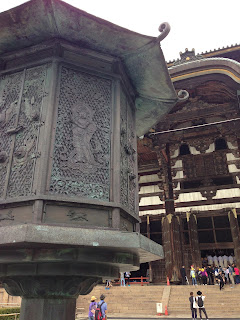 Octagonal Lantern, Todaiji Temple - www.curiousadventurer.blogspot.com