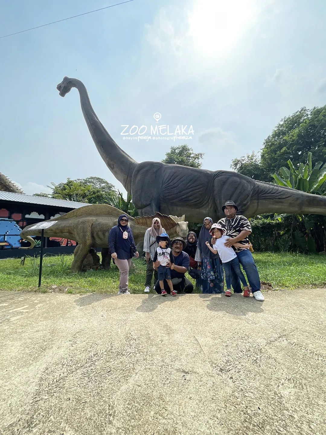 Dinosaur Encounter ZOO Melaka