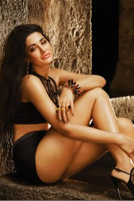 Nargis Fakhri HD Wallpapers