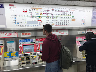 Carlos en la estación de metro 