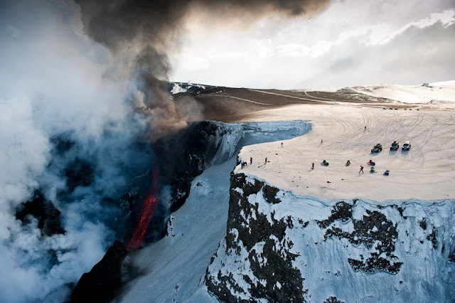 Cool 2010 Iceland Volcano Pics Seen On www.coolpicturegallery.net