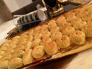 معمول بالفستق الحلبي