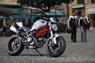 New Motorcycle Ducati Monster 796, Lightweight Performance, Fast, Classical Design.