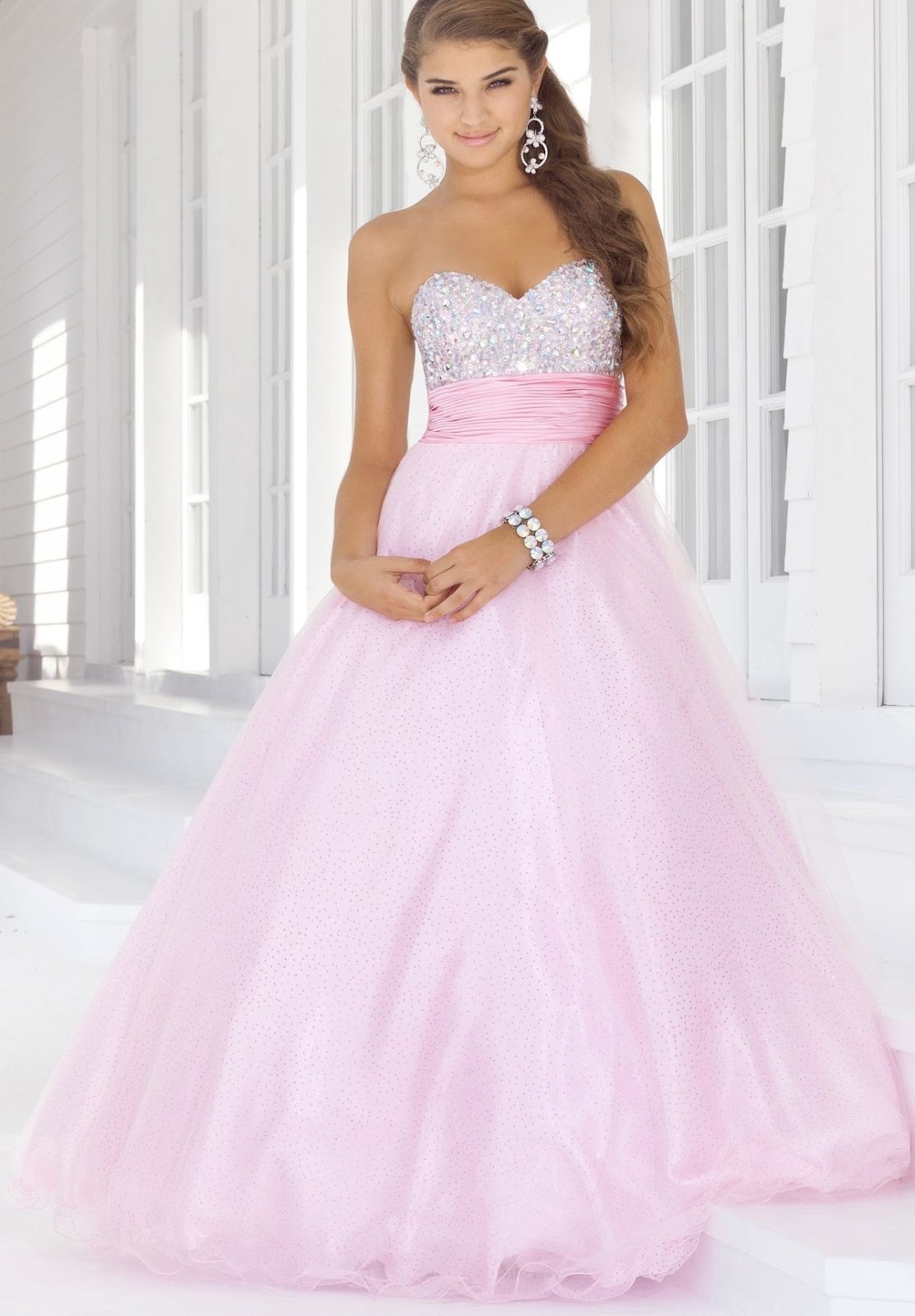 ... prom dress are you searching for a prom dress to flatter your full