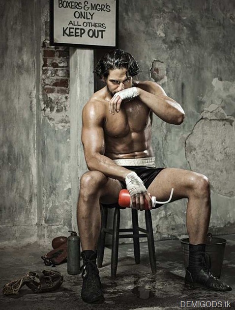joe manganiello mens health uk-01
