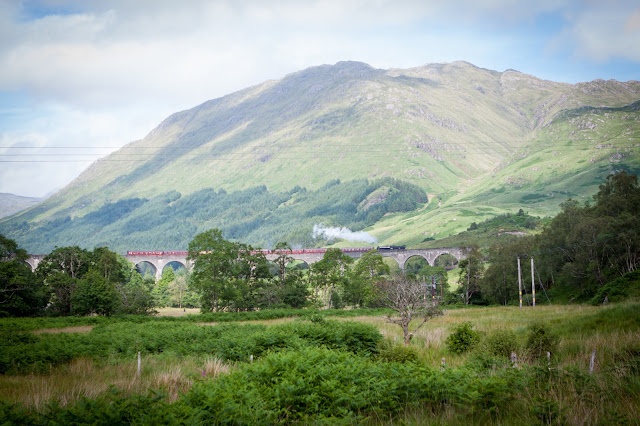 Glenfinnan-viadotto e treno a vapore