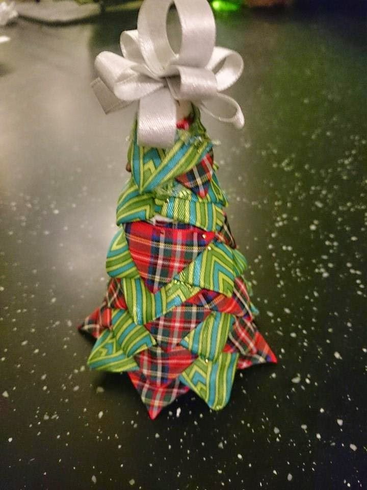 Christmas Creation - Ribbon Tree